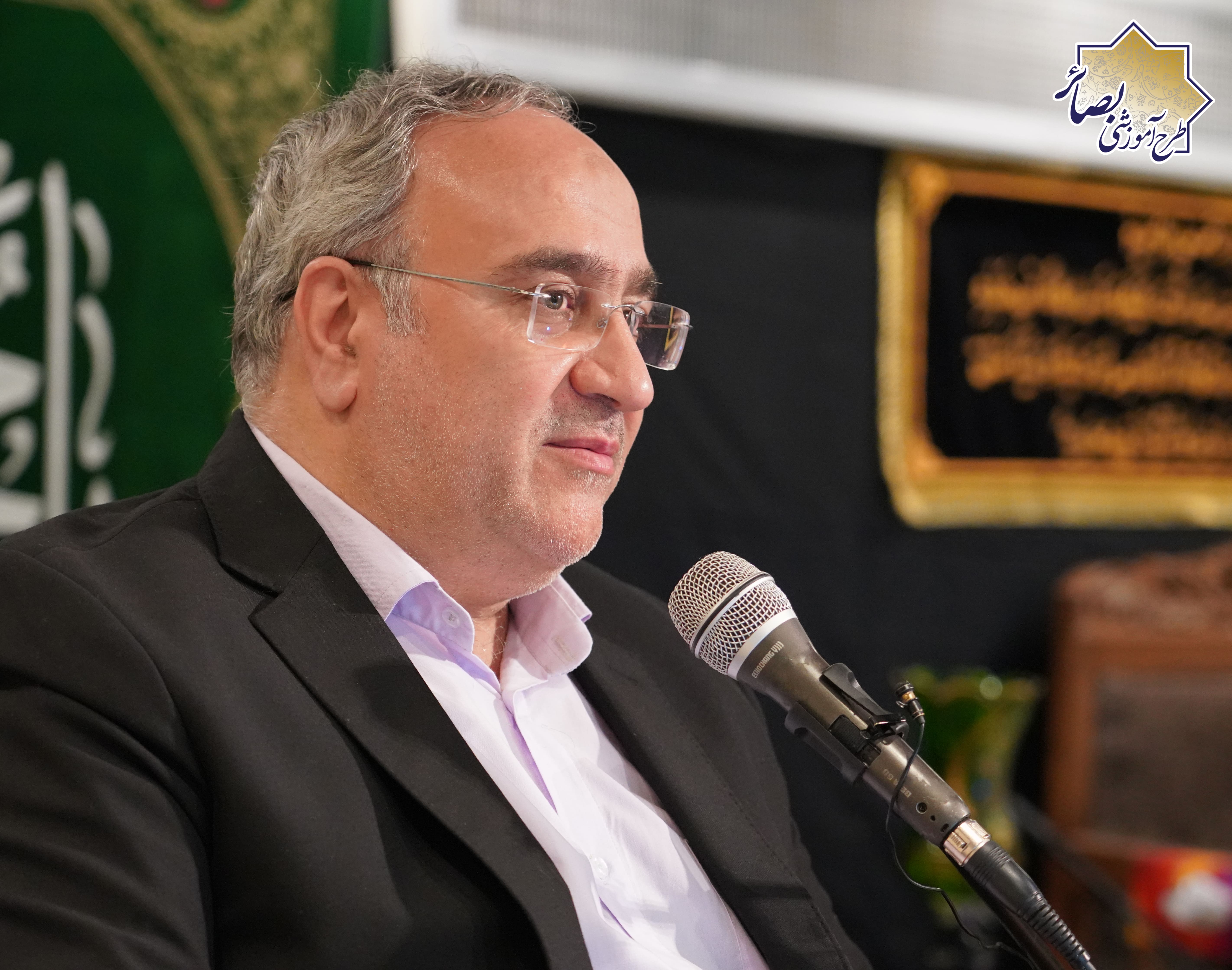 دکتر علیرضا موذن